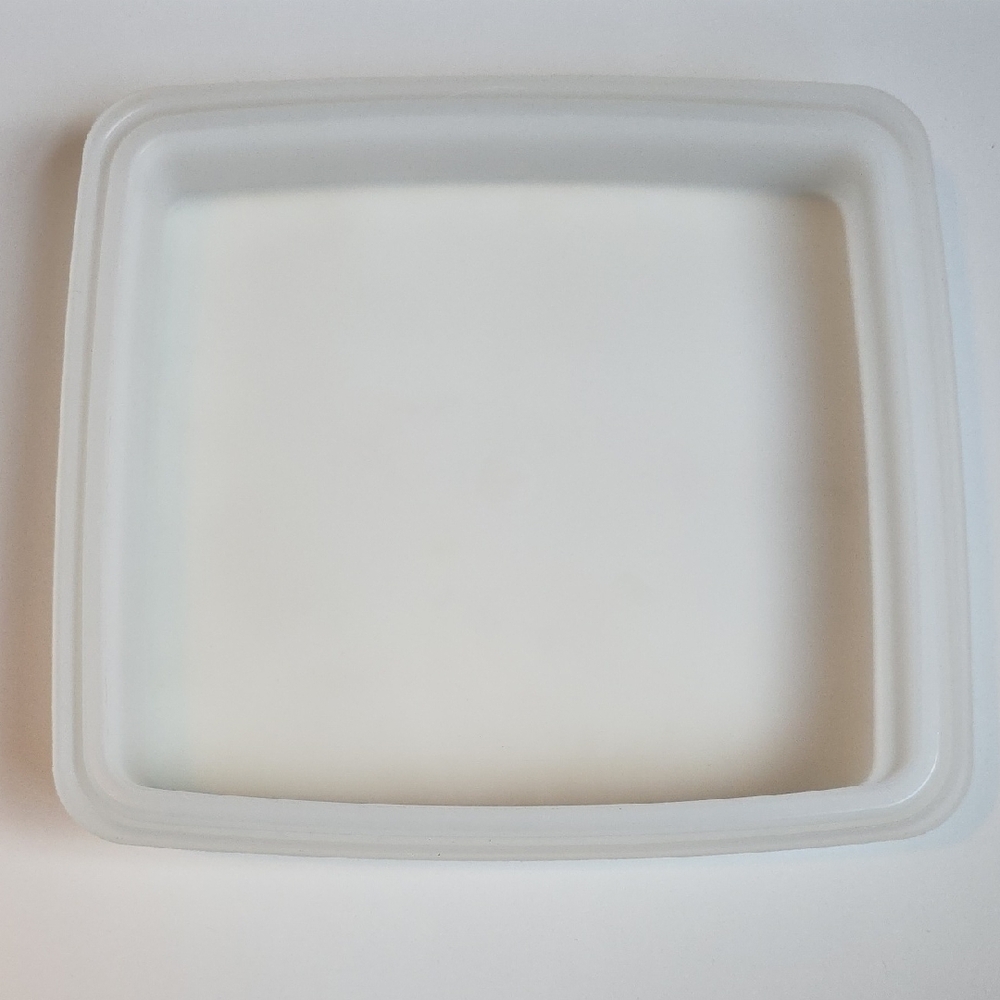 Vintage Tupperware Deviled Egg Keeper/Carrier Tray - Picture 7 of 10